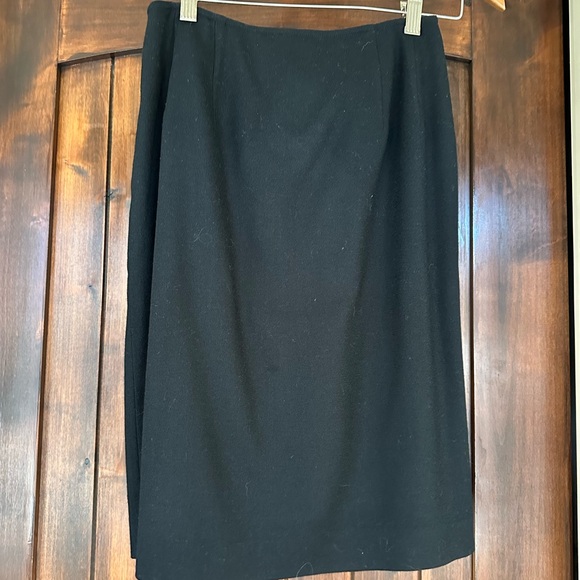 Vintage Novello- Bloom Black Fur Trim Suit - Picture 3 of 4